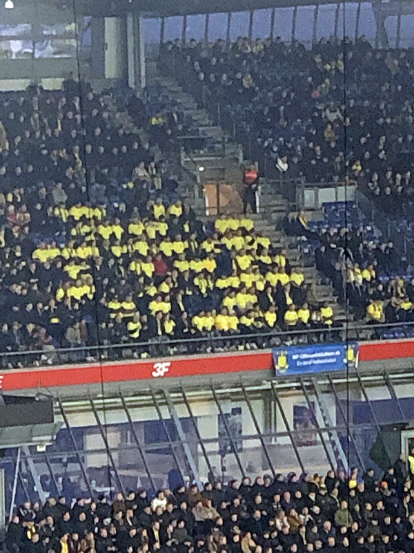 100 mandsklubben i gult